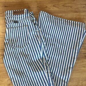 Striped Bell Bottom Style Wranglers 0X32